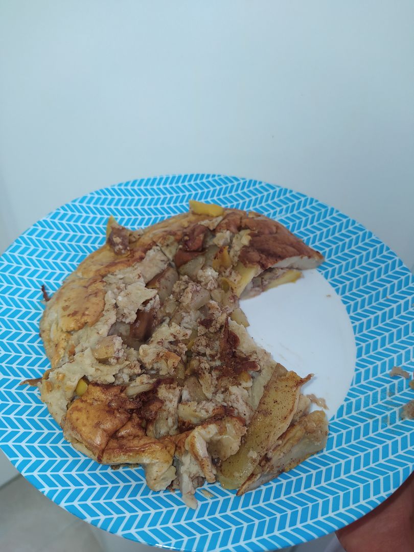 Bizcocho en la sartén de pera y manzana Bizcocho en la sartén de pera y manzana