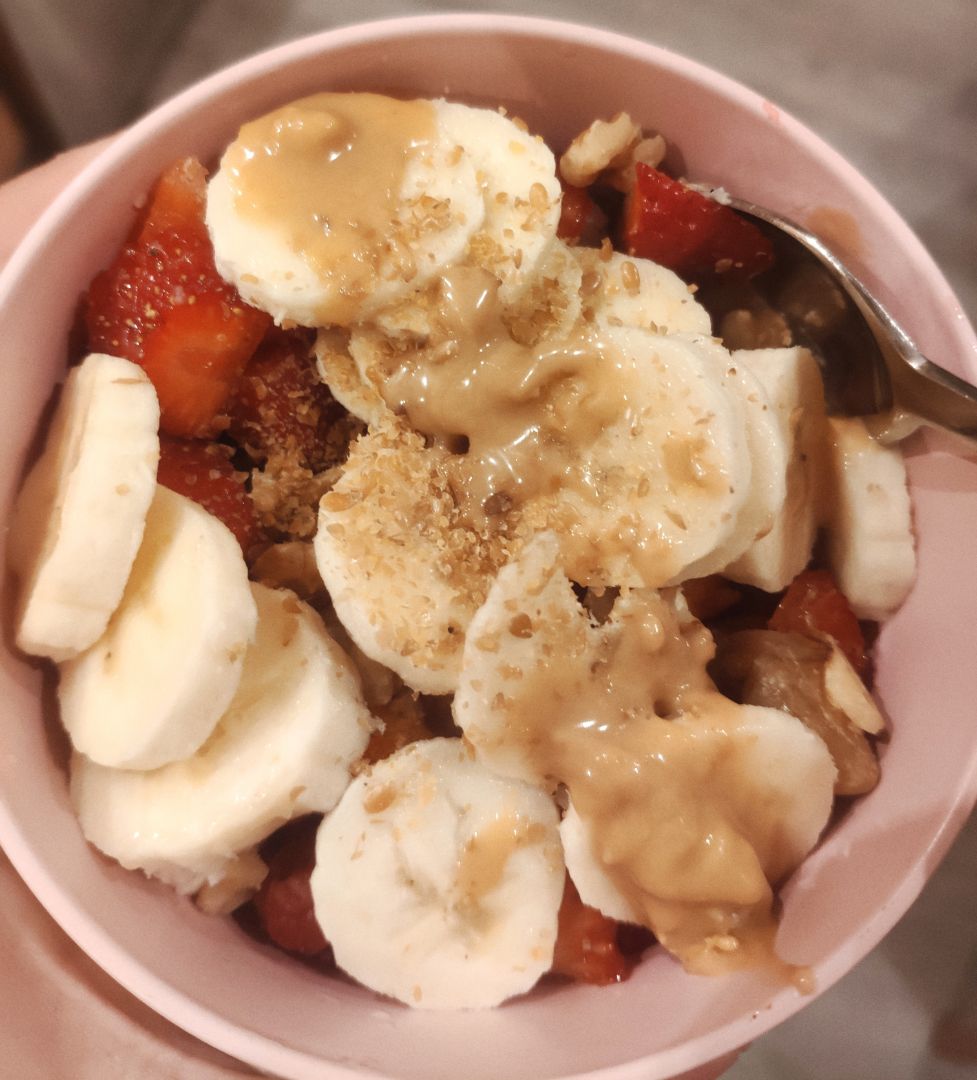 BOWL DE FRUTAS Y AVENA BOWL DE FRUTAS Y AVENA