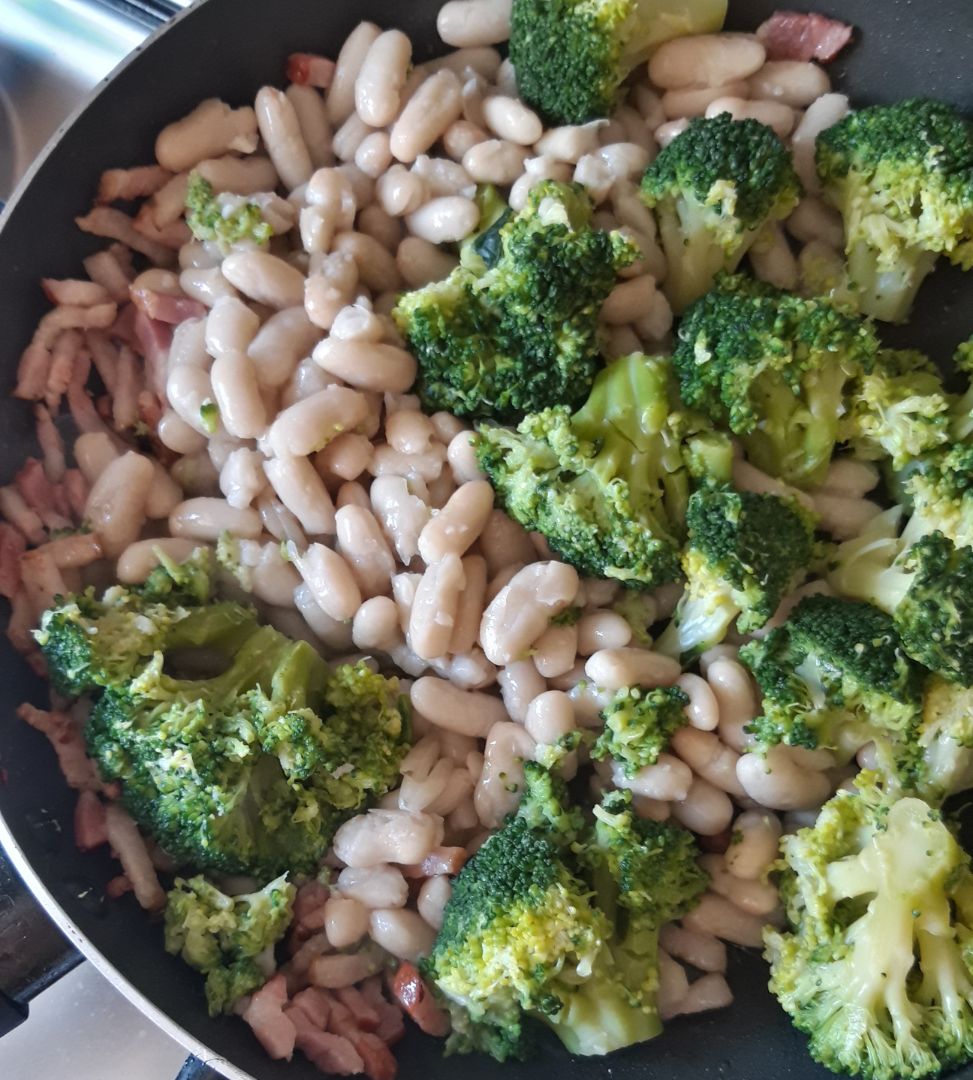 Monchetes con brócoli Monchetes con brócoli