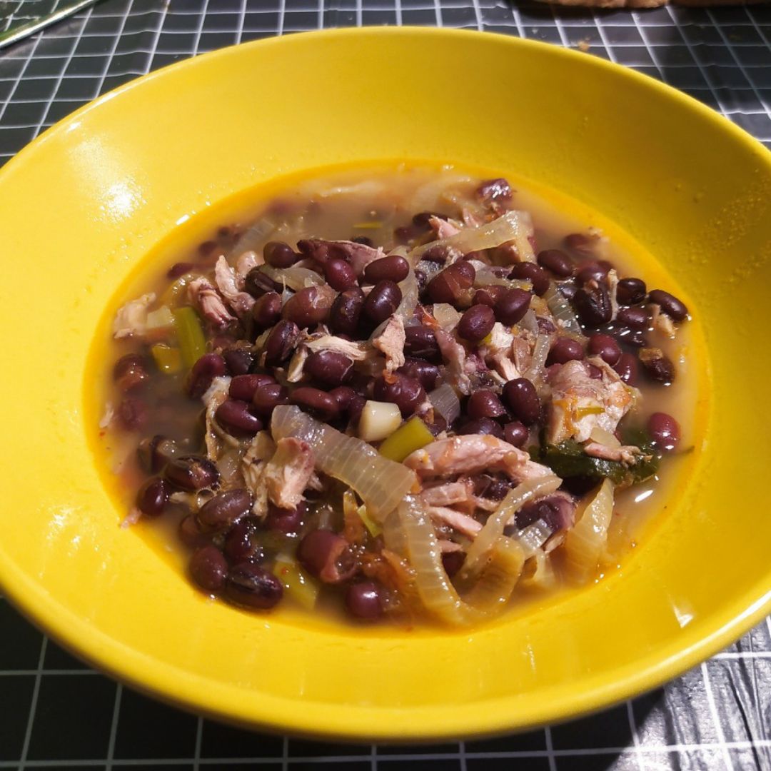 Ropa vieja de azukis y pollo Ropa vieja de azukis y pollo