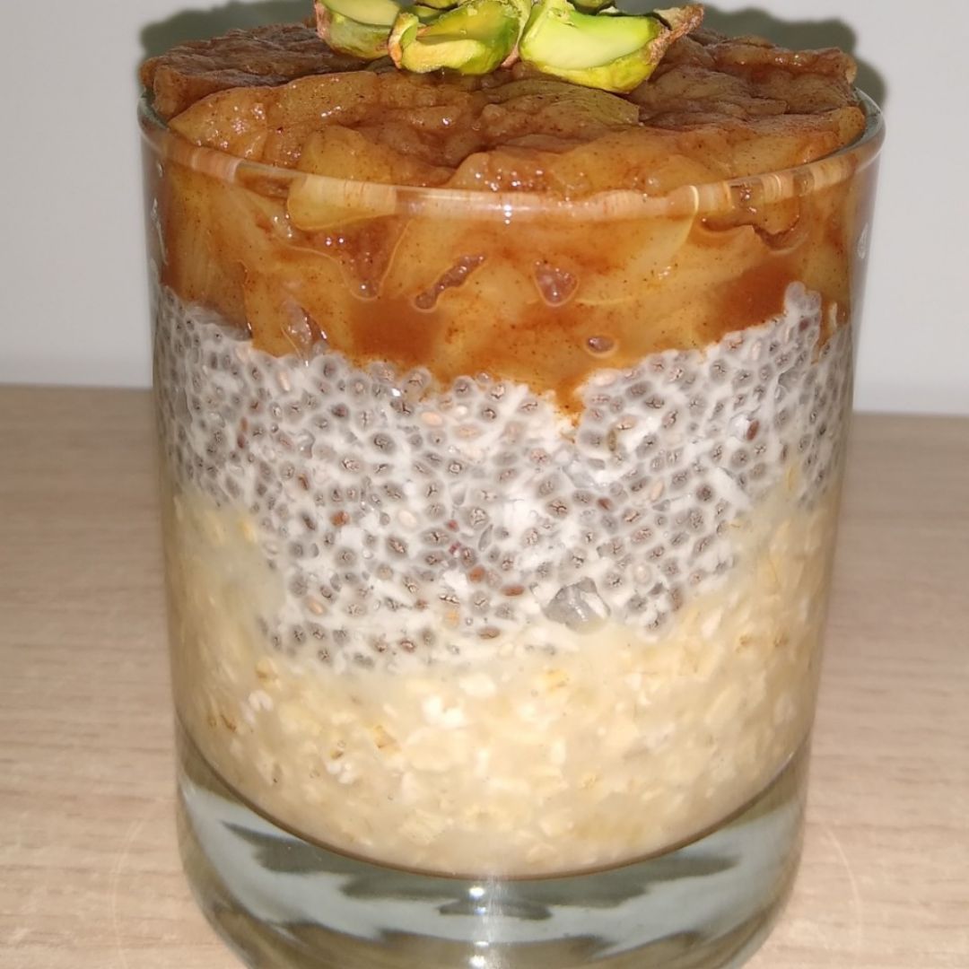 Pudding de chia y manzana asada con canelaStep 0