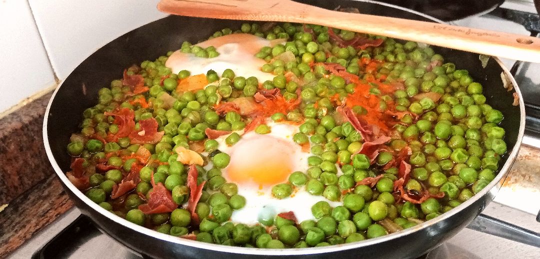 Guisantes con jamón Paso 2 Guisantes con jamón Paso 2