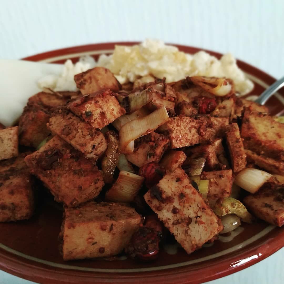 Tofu estilo cajún Tofu estilo cajún