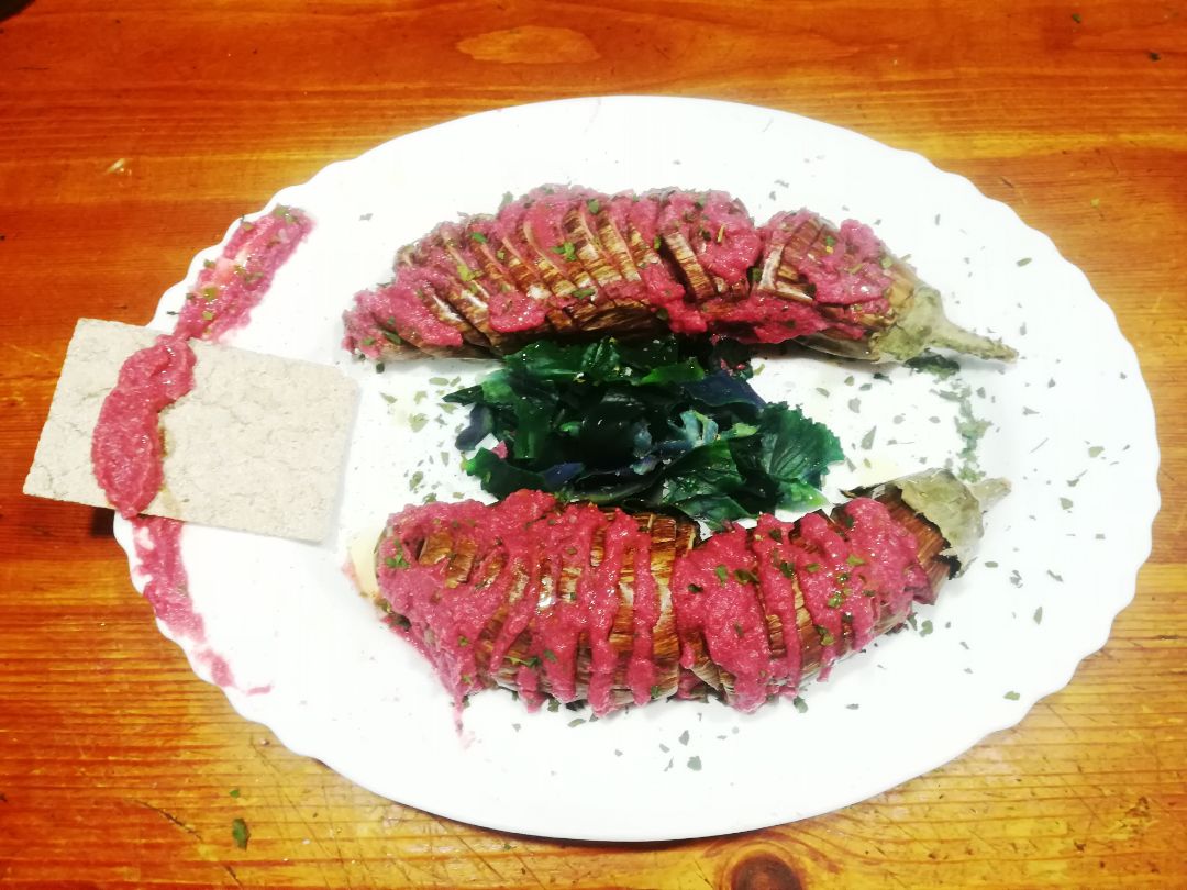 Berenjenas al horno con crema de Crema de remolacha Berenjenas al horno con crema de Crema de remolacha