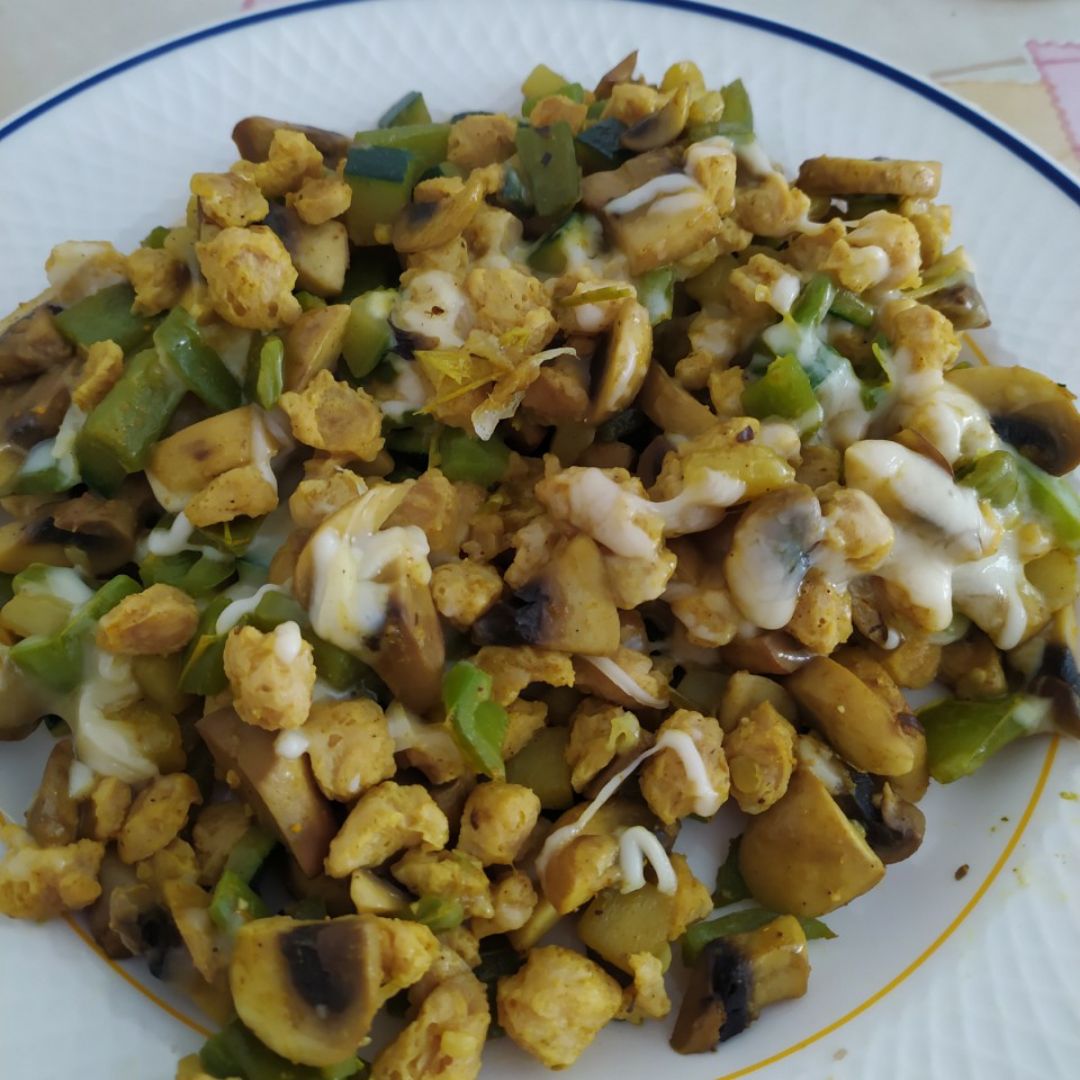 Verduritas con soja texturizada al curry
