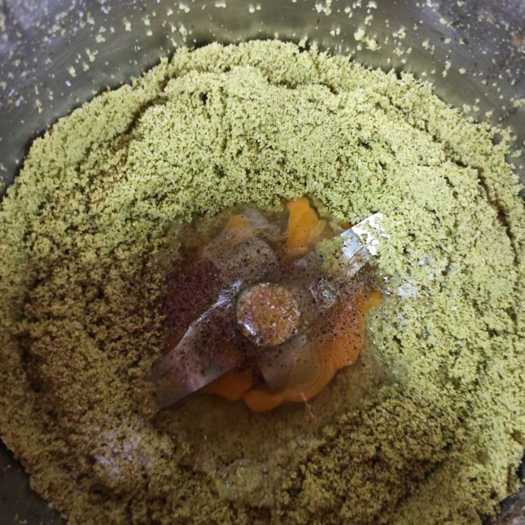 Albóndigas de berenjena con salsa de tomate y albahaca Paso 4 Albóndigas de berenjena con salsa de tomate y albahaca Paso 4