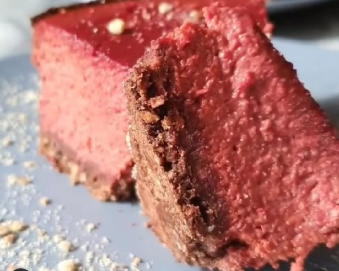 Pink cheesecake🍰🧀 Pink cheesecake🍰🧀