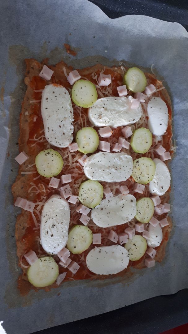 Pizza con base de atún (keto) Paso 1 Pizza con base de atún (keto) Paso 1