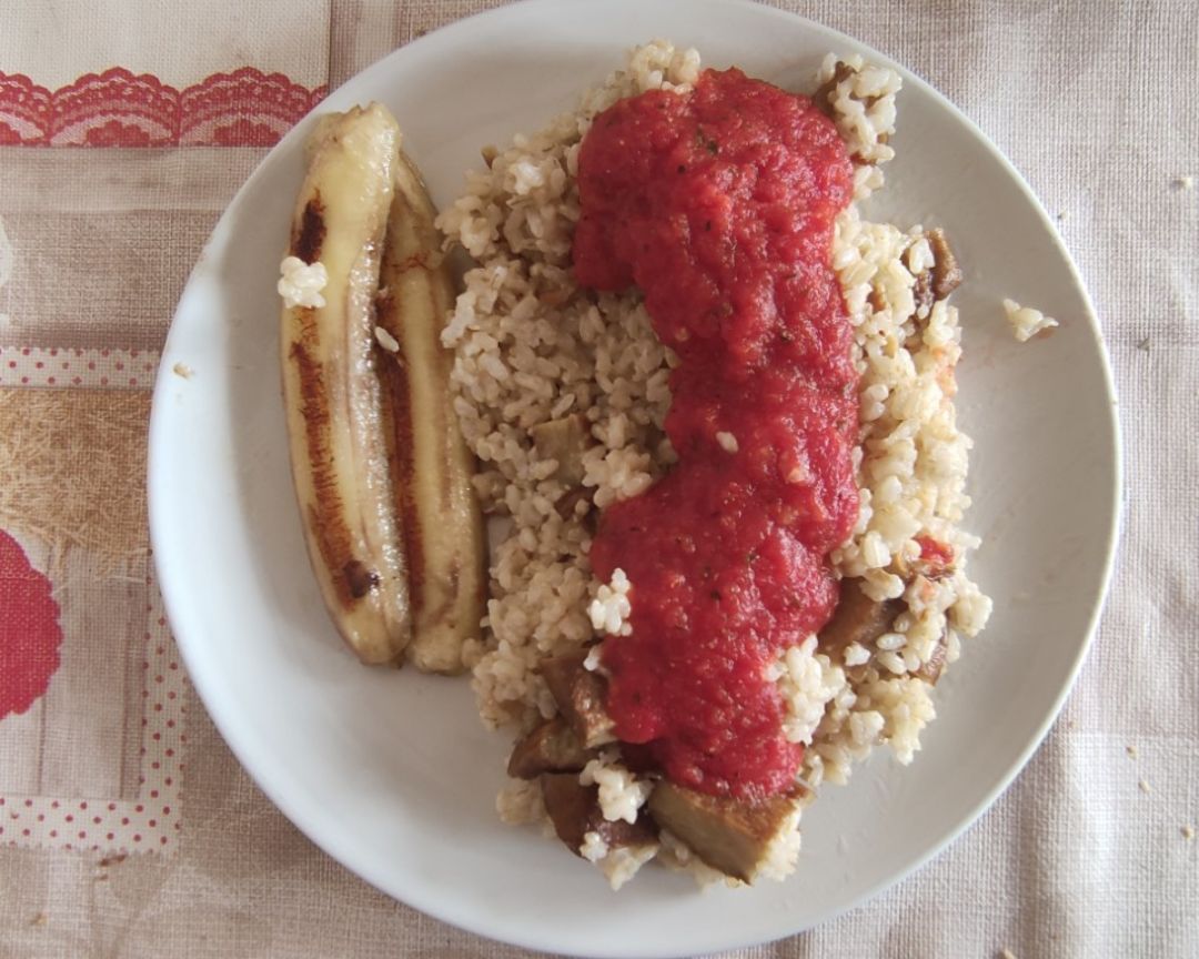 Arroz a la cubana con seitan Arroz a la cubana con seitan