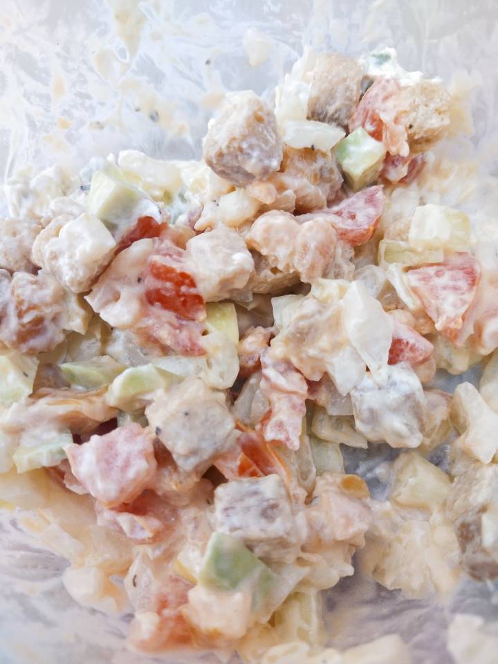 Ensalada de pepino con queso crema Ensalada de pepino con queso crema