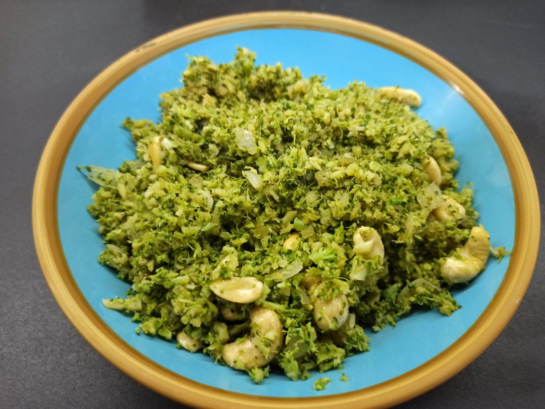Arroz falso de brócoli Arroz falso de brócoli