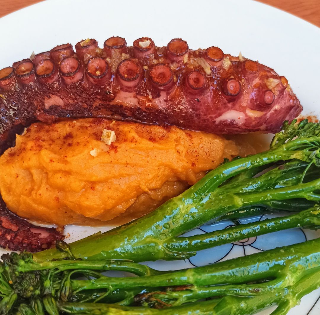 🌸PULPO CON PURÉ DE BONIATO🌸 Paso 1 🌸PULPO CON PURÉ DE BONIATO🌸 Paso 1
