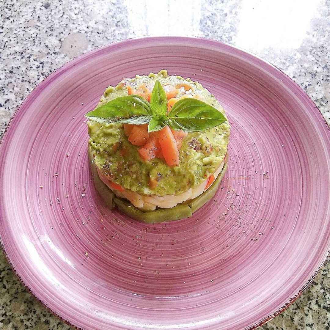 Timbal de ensalada campera con guacamole 💚 Timbal de ensalada campera con guacamole 💚