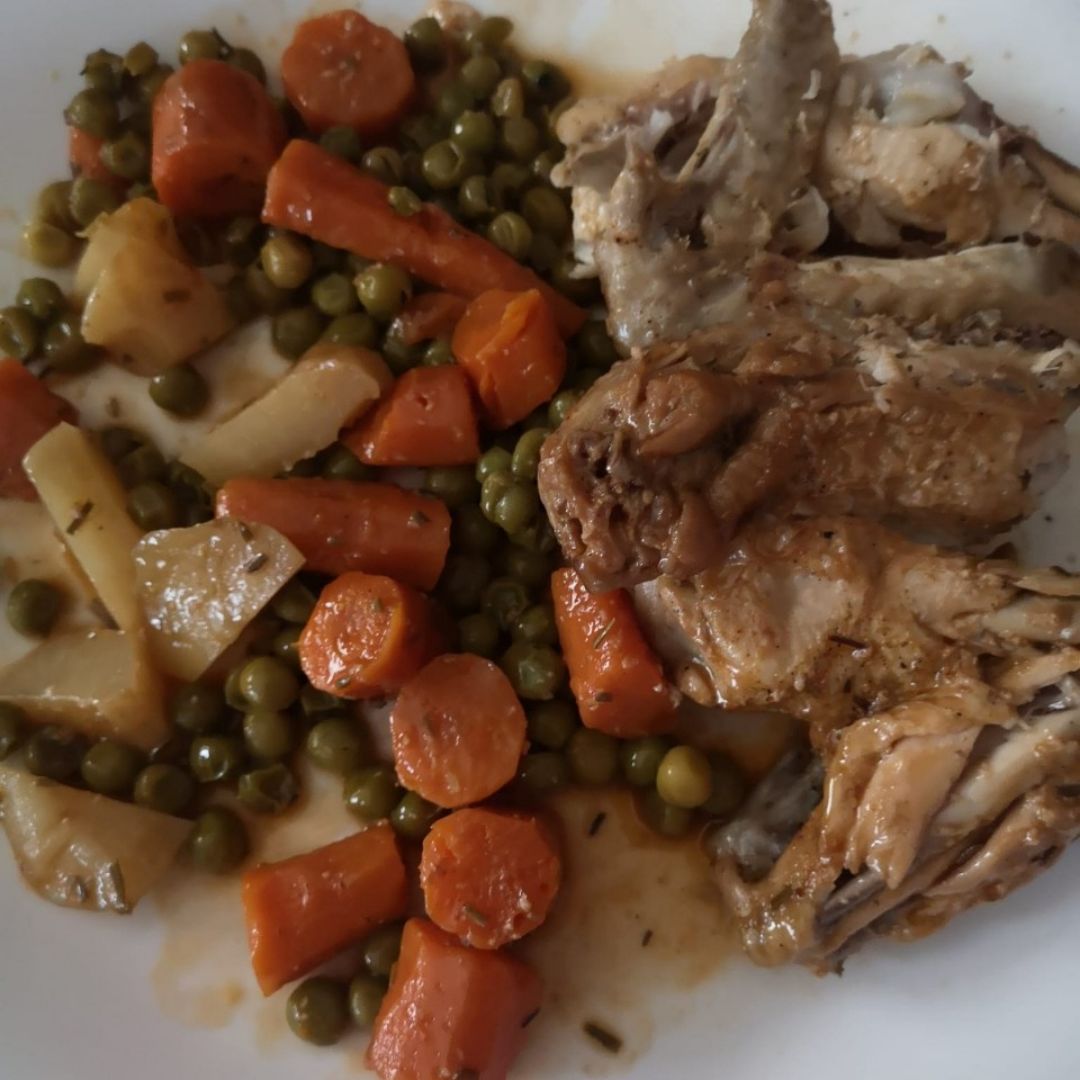 Pollo con verduras Pollo con verduras