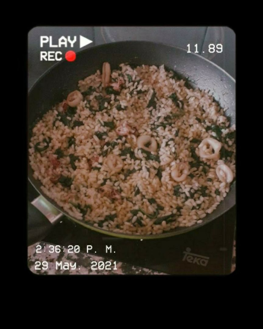 Arroz de calamares y espinacas Arroz de calamares y espinacas