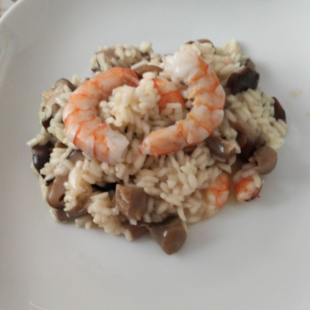 Risotto de setas,Gambas y parmesano.