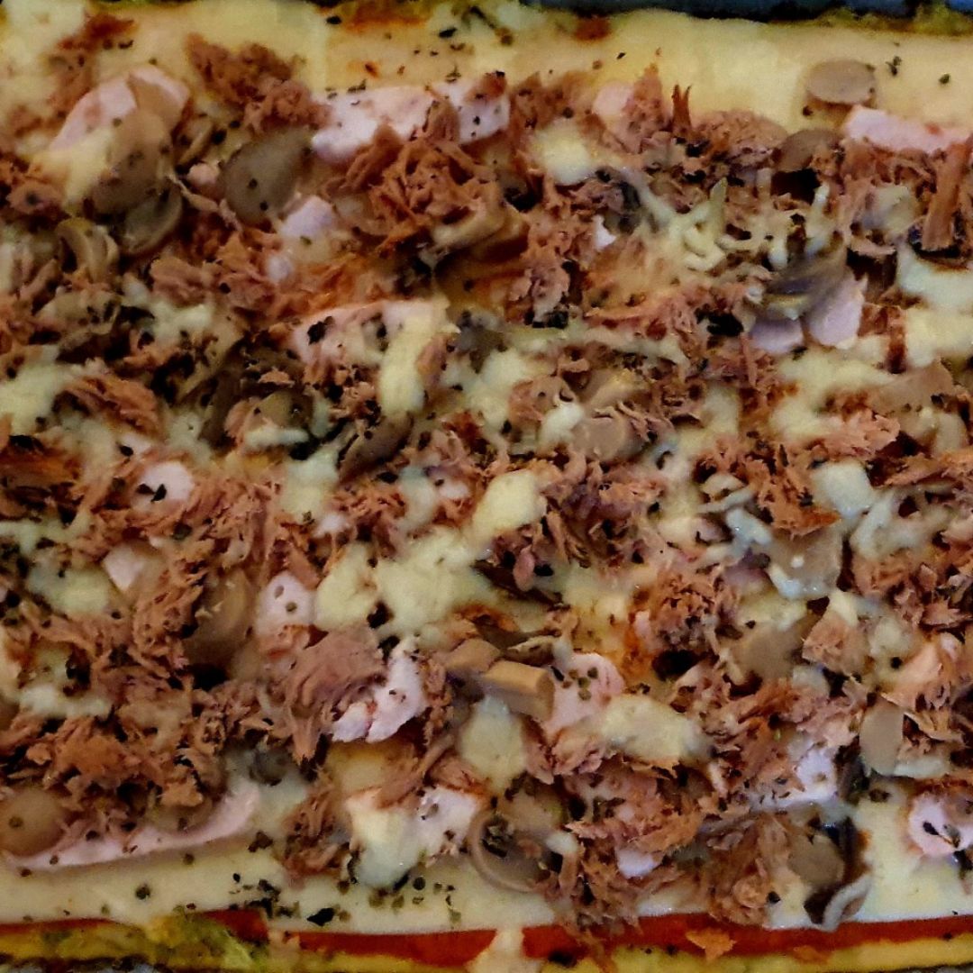 Pizza con base de calabacín Pizza con base de calabacín