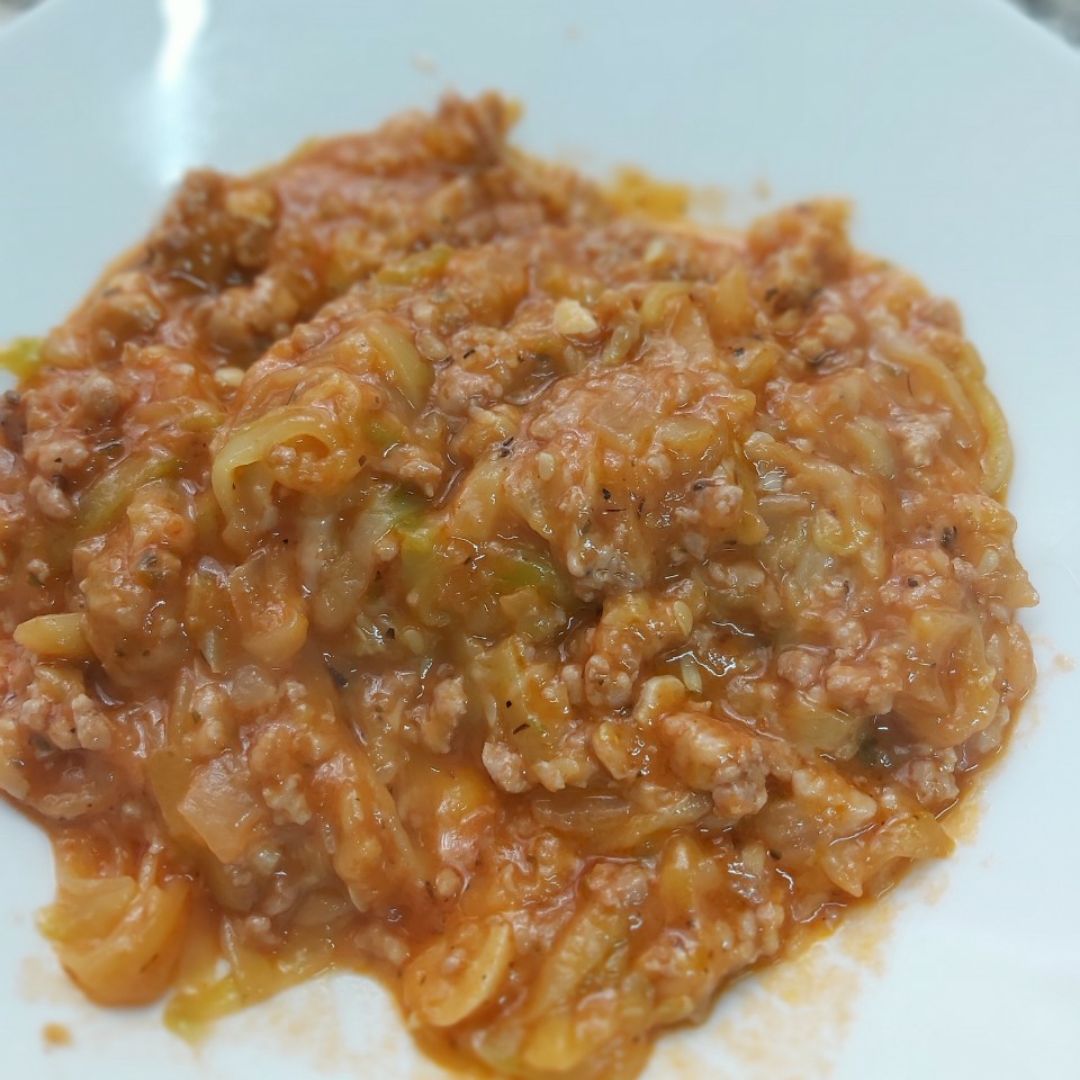 Espaguetis de calabacin a la boleñesa Espaguetis de calabacin a la boleñesa