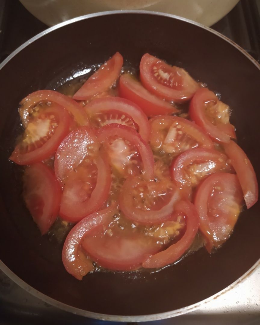 Berenjenas con queso, tomate y hierbas de provenza Paso 1 Berenjenas con queso, tomate y hierbas de provenza Paso 1