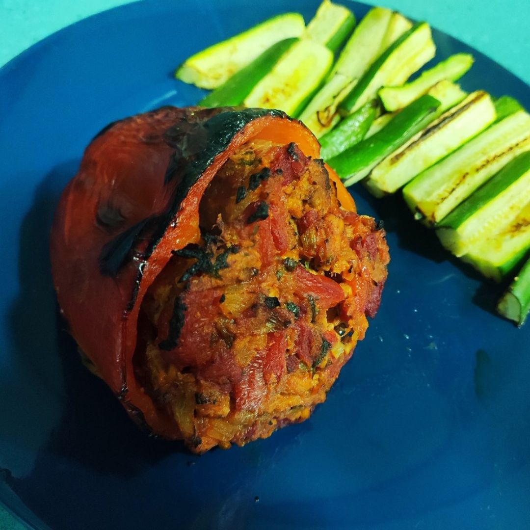 Pimiento relleno de atún