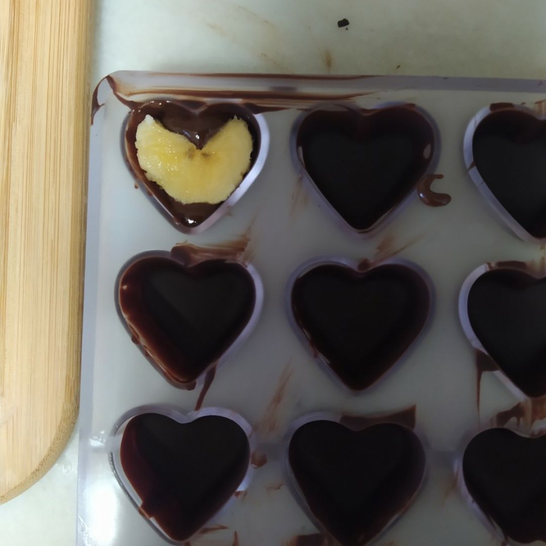 đ„ BOMBONES RELLENOS DE CHOCOHUETE Y PLĂTANOđ„ Paso 4 đ„ BOMBONES RELLENOS DE CHOCOHUETE Y PLĂTANOđ„ Paso 4