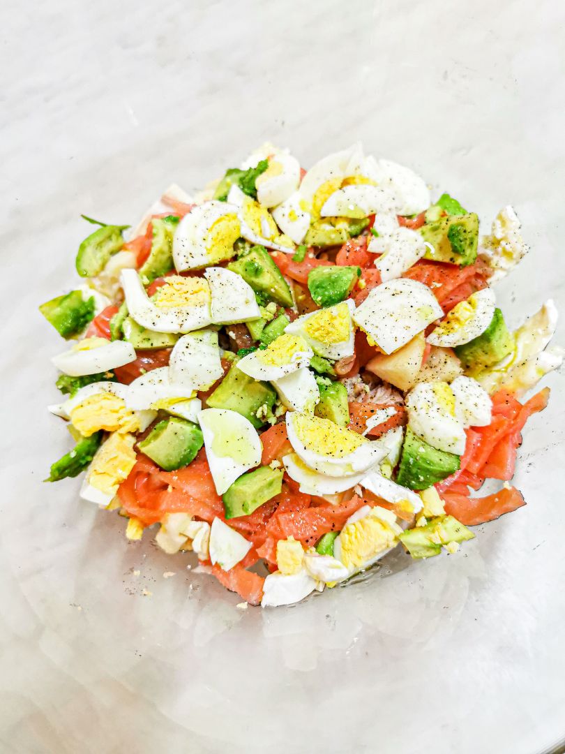 ENSALADA VARIADA CON FRUTA ENSALADA VARIADA CON FRUTA