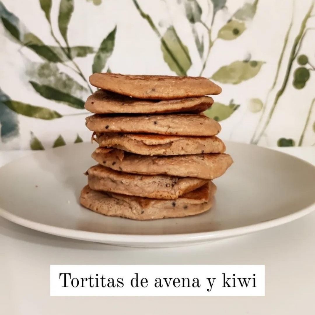 Tortitas de avena y kiwi 