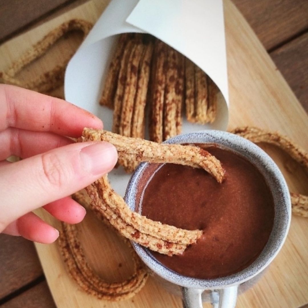 Churros de avena con chocolate a la taza ☕ Churros de avena con chocolate a la taza ☕