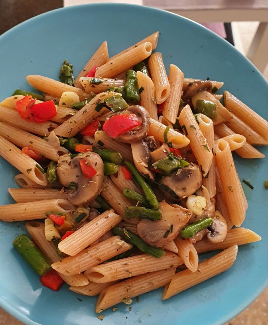 Pasta integral con verduras Pasta integral con verduras