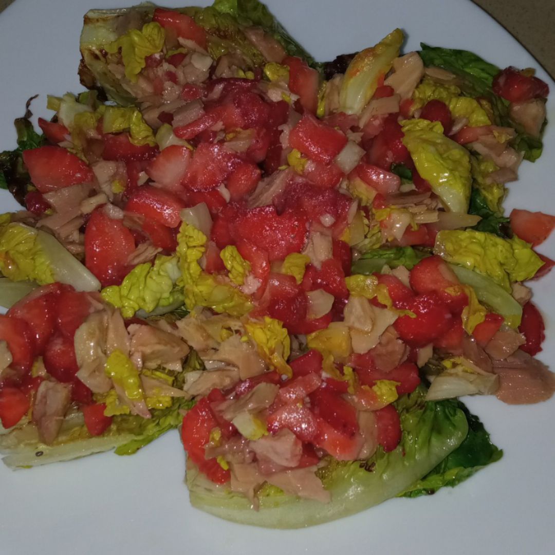 Cogollos con picadita de fresas 