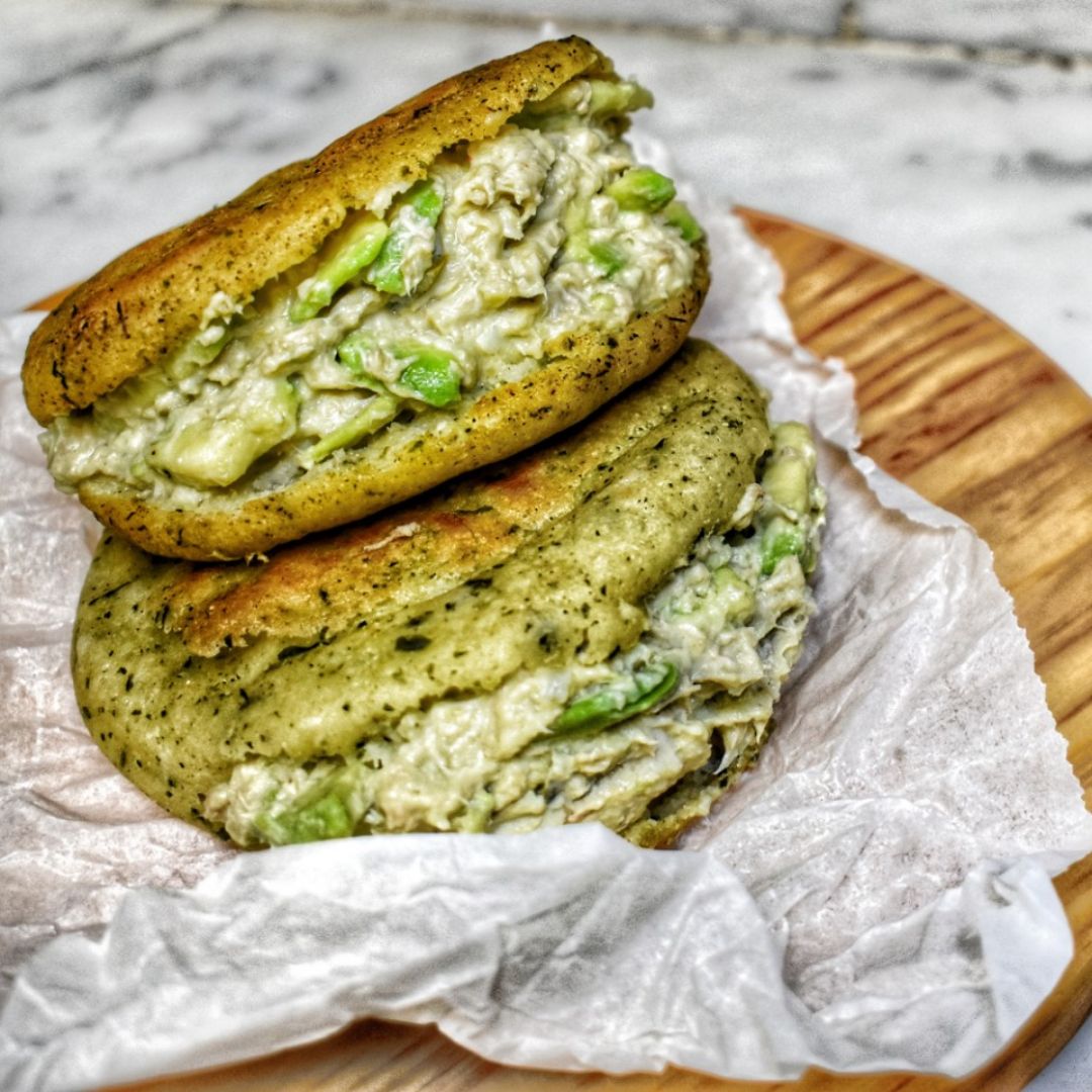 Arepas de espinacas rellenas con pollo y aguacate Paso 4 Arepas de espinacas rellenas con pollo y aguacate Paso 4