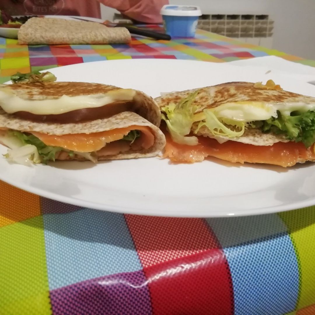 Wrap salmón y queso Wrap salmón y queso