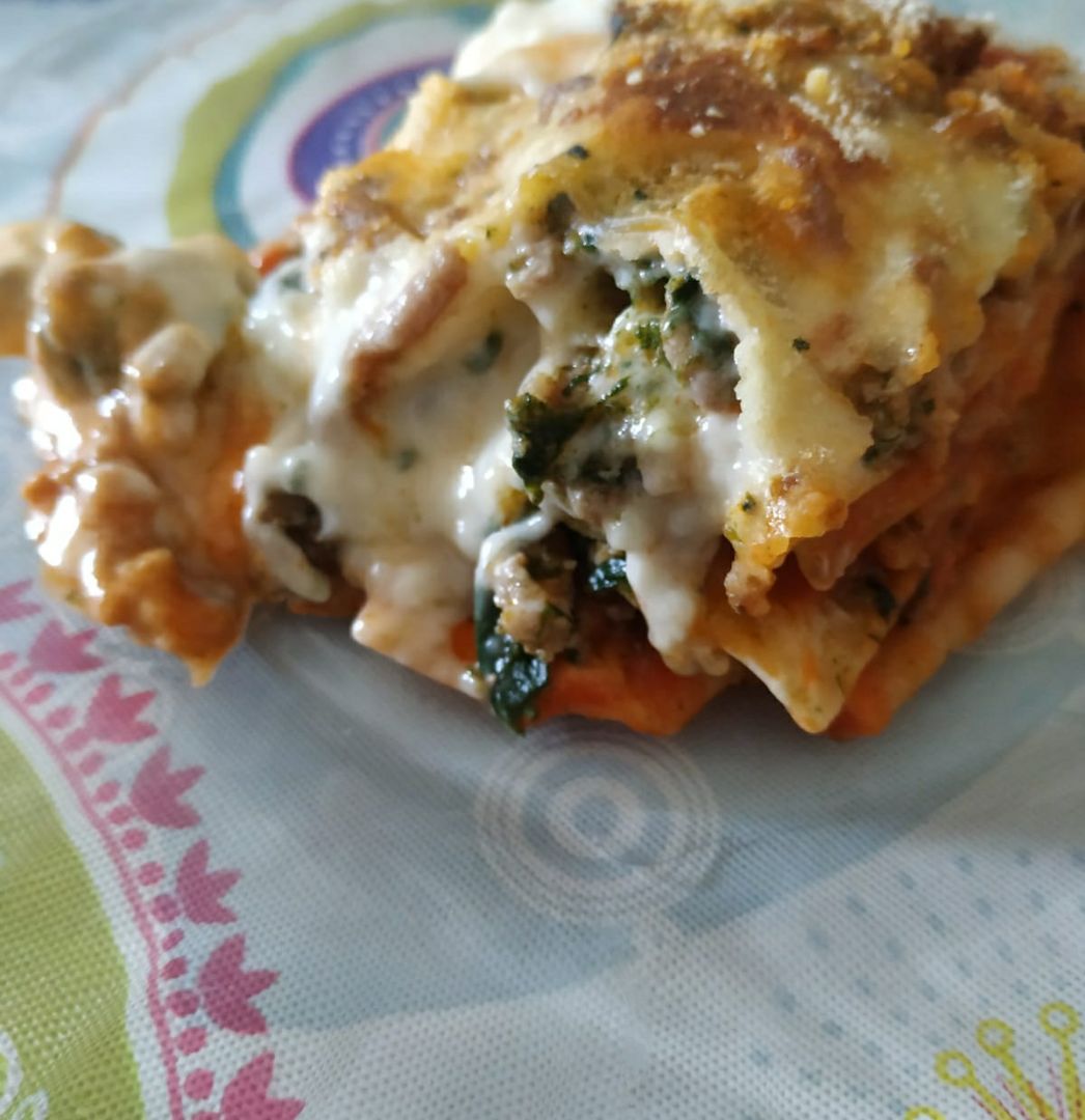 Lasaña con carne y espinacas Lasaña con carne y espinacas