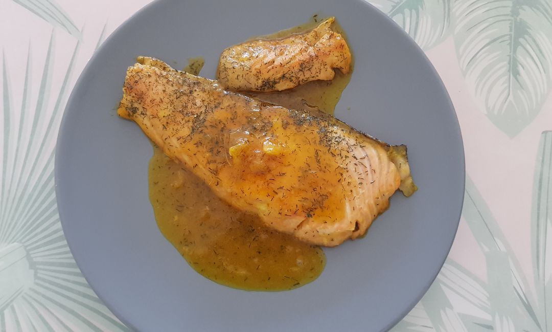Salm贸n a la naranja 馃崐馃悷 Salm贸n a la naranja 馃崐馃悷