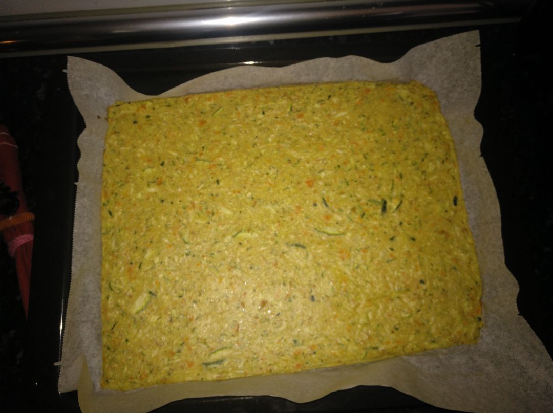 Rollo de calabacín relleno de carne con verduras Paso 0