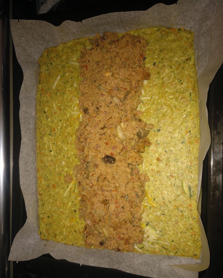 Rollo de calabacín relleno de carne con verduras Paso 1
