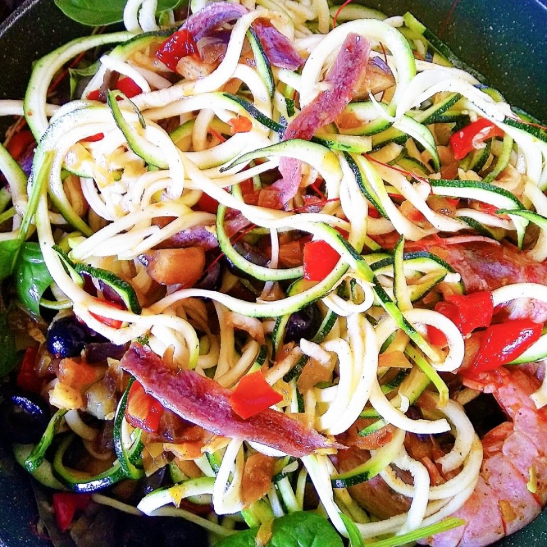 Calabacettis con verduritas y langostinos 🌶️🍆🥒🦐 Paso 2 Calabacettis con verduritas y langostinos 🌶️🍆🥒🦐 Paso 2