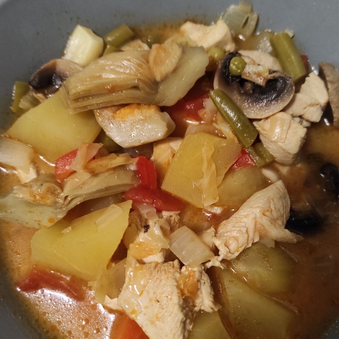 Estofado de Pollo con muchas Verduritas Estofado de Pollo con muchas Verduritas