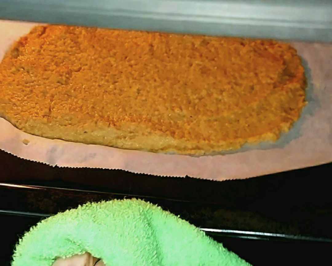 Pizza con base de zanahoria 🥕🥕🥕 Paso 3 Pizza con base de zanahoria 🥕🥕🥕 Paso 3