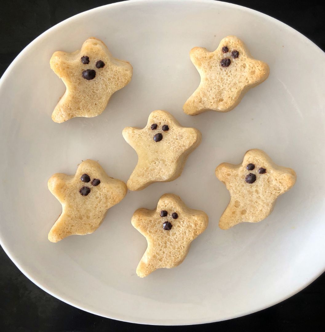 FANTASMITAS DE COCO Y ALMENDRAS 🥥 FANTASMITAS DE COCO Y ALMENDRAS 🥥