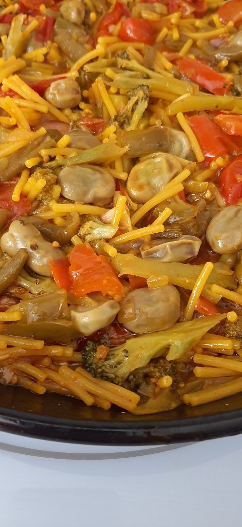 Paella de verduras de la huerta Paella de verduras de la huerta