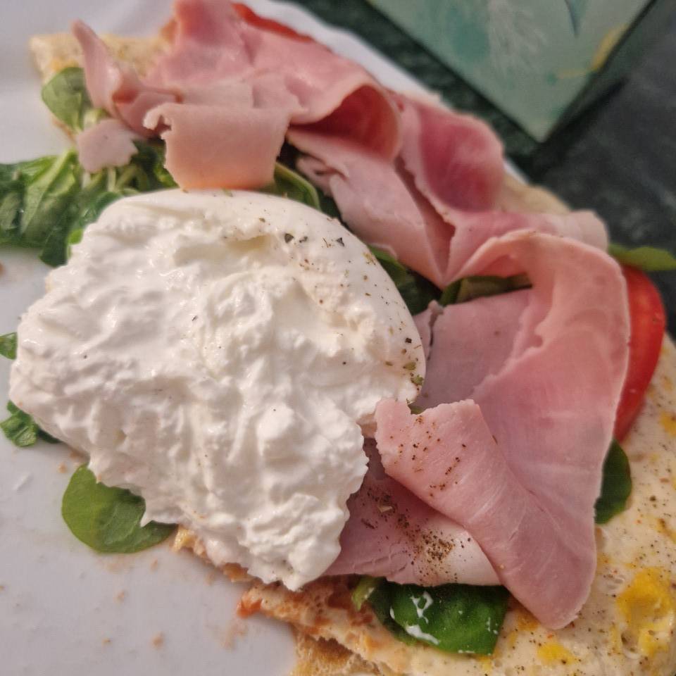 Pizza de burrata baja en hidratos 