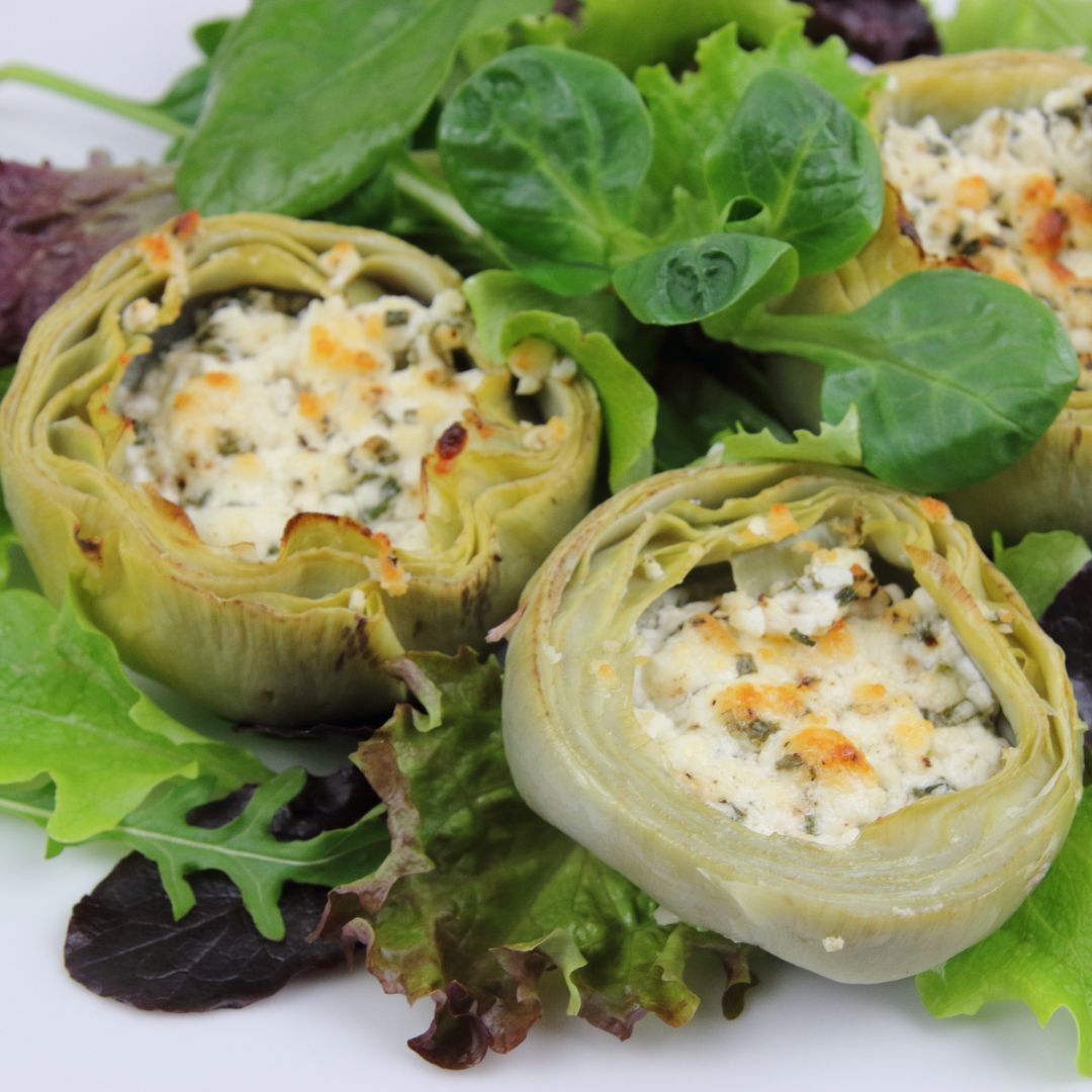 ENSALADA DE ALCACHOFAS Y QUESO DE CABRA ENSALADA DE ALCACHOFAS Y QUESO DE CABRA