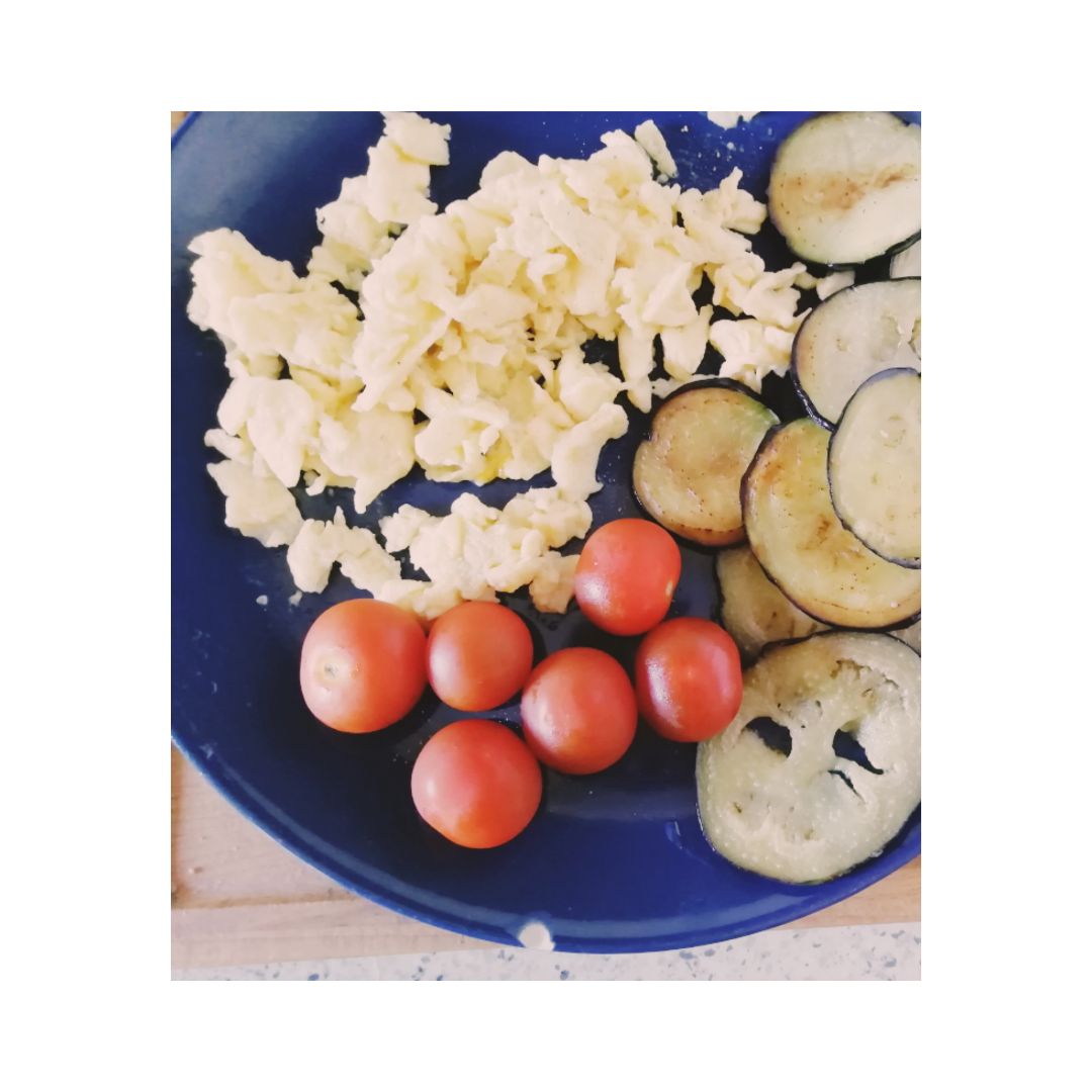 CHERRYS CON BERENJENA Y REVUELTO DE 🥚🍆🍅🍅🍽️🍽️ CHERRYS CON BERENJENA Y REVUELTO DE 🥚🍆🍅🍅🍽️🍽️