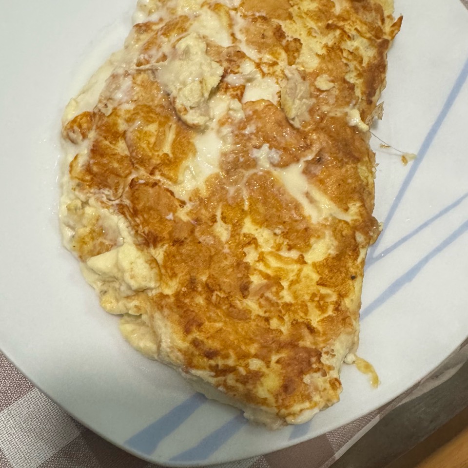 Tortilla con atún y queso Tortilla con atún y queso