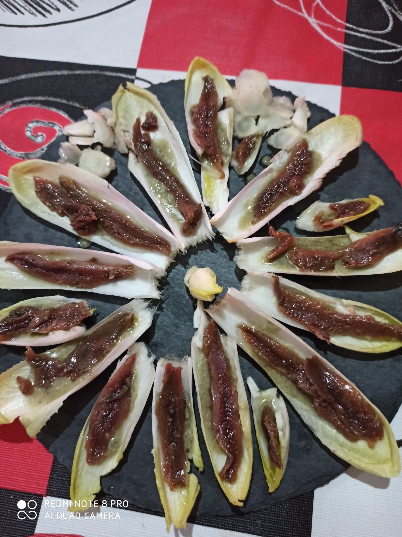 Endivias con anchoas Endivias con anchoas