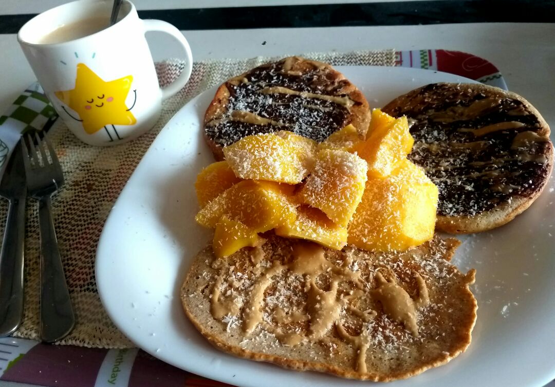 Pancakes integrales con fruta