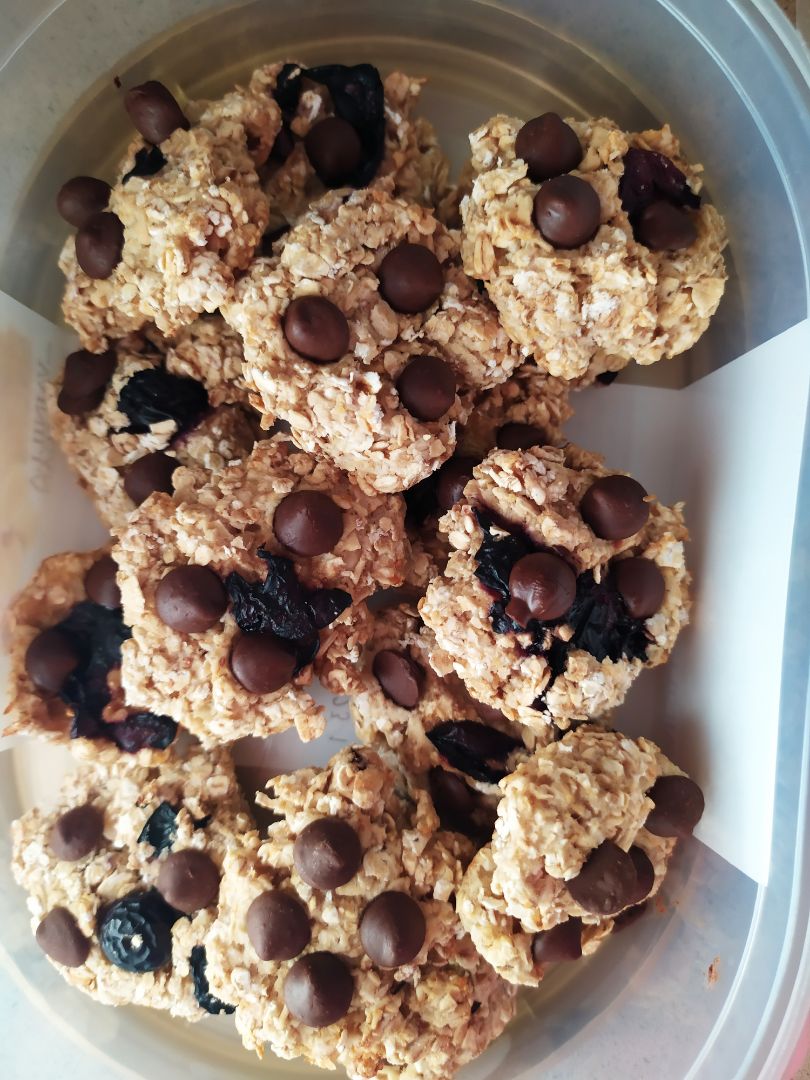 Galletas de avena, arándanos y chocolate Galletas de avena, arándanos y chocolate