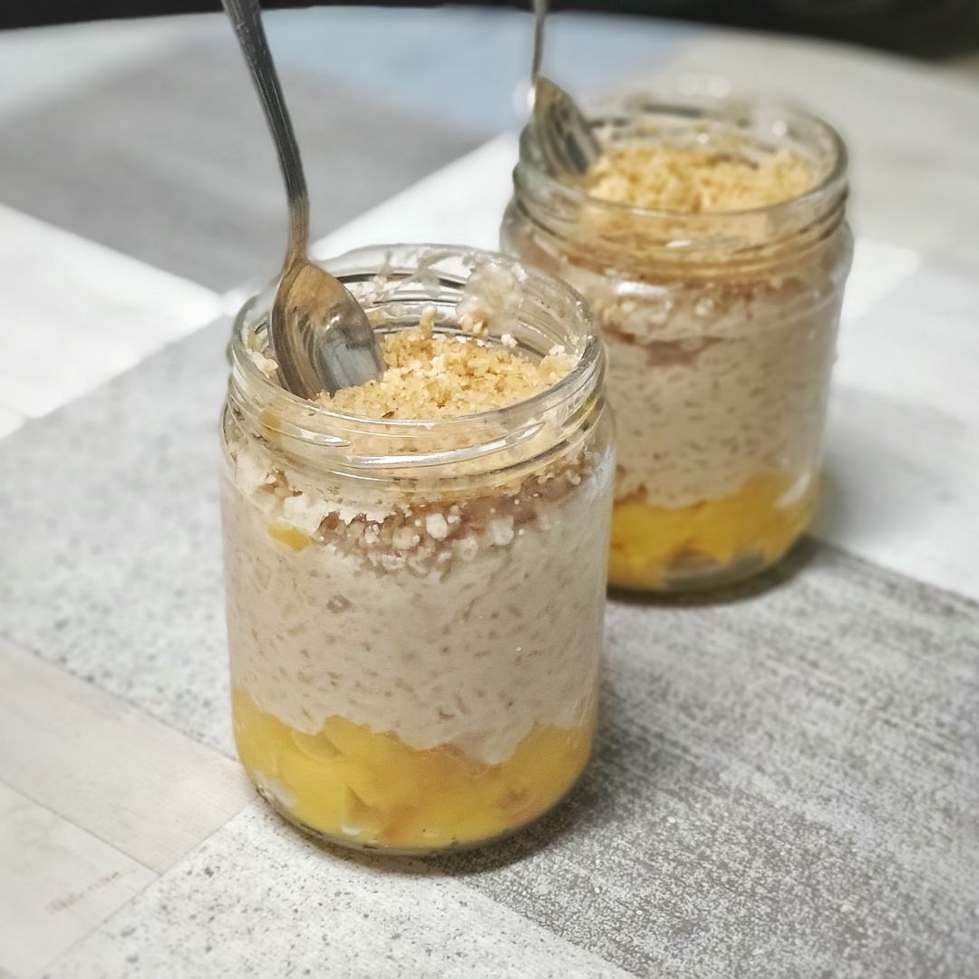 Arroz con leche de cabra, mermelada de mango y nueces Arroz con leche de cabra, mermelada de mango y nueces