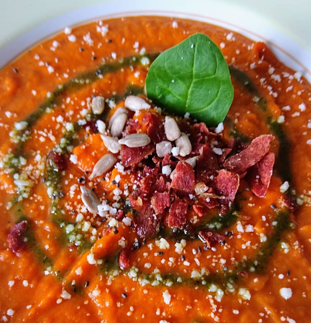 Crema de zanahoria y tomate Crema de zanahoria y tomate
